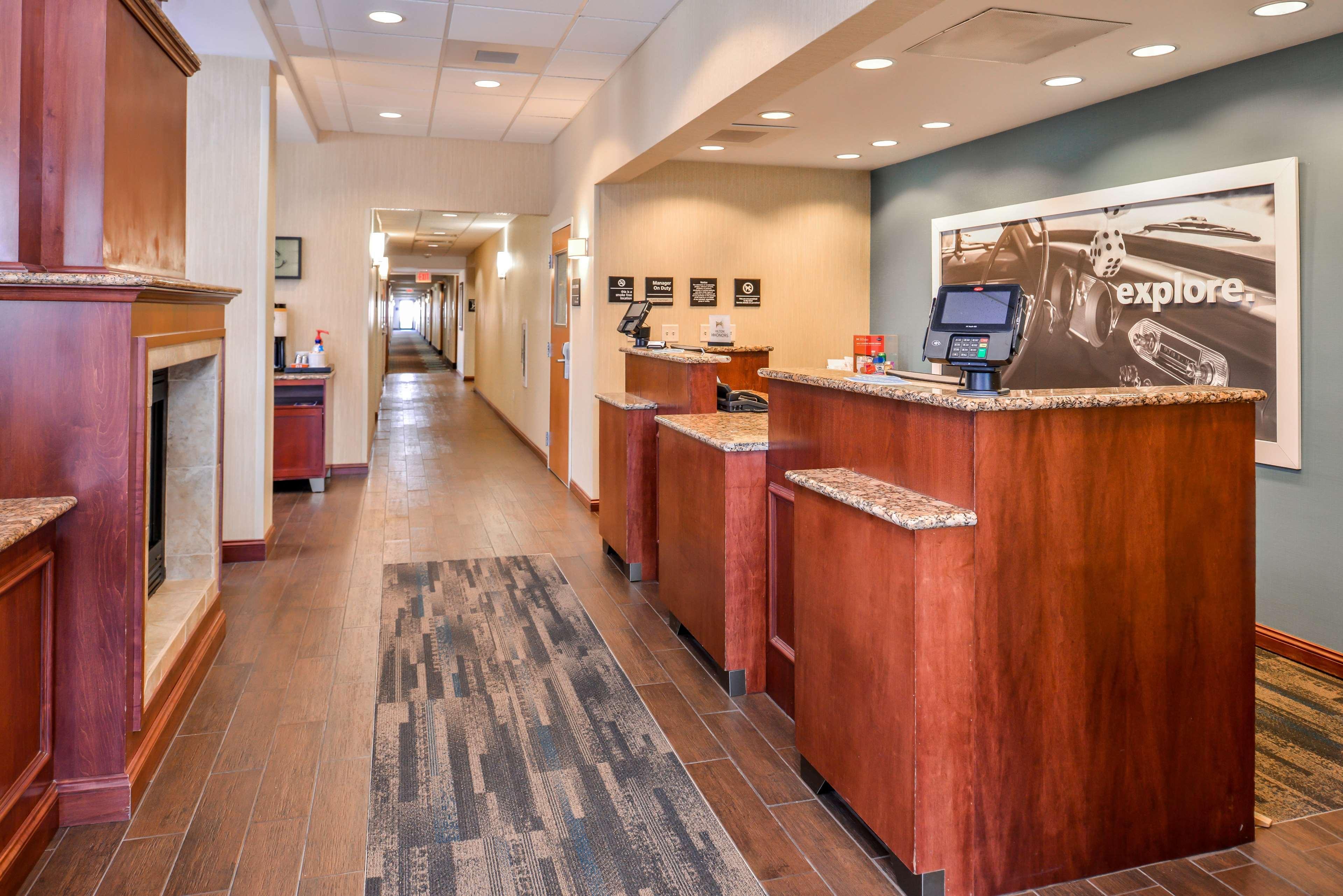 Hampton Inn York Exterior photo