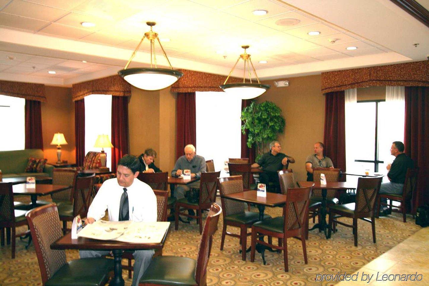 Hampton Inn York Restaurant photo