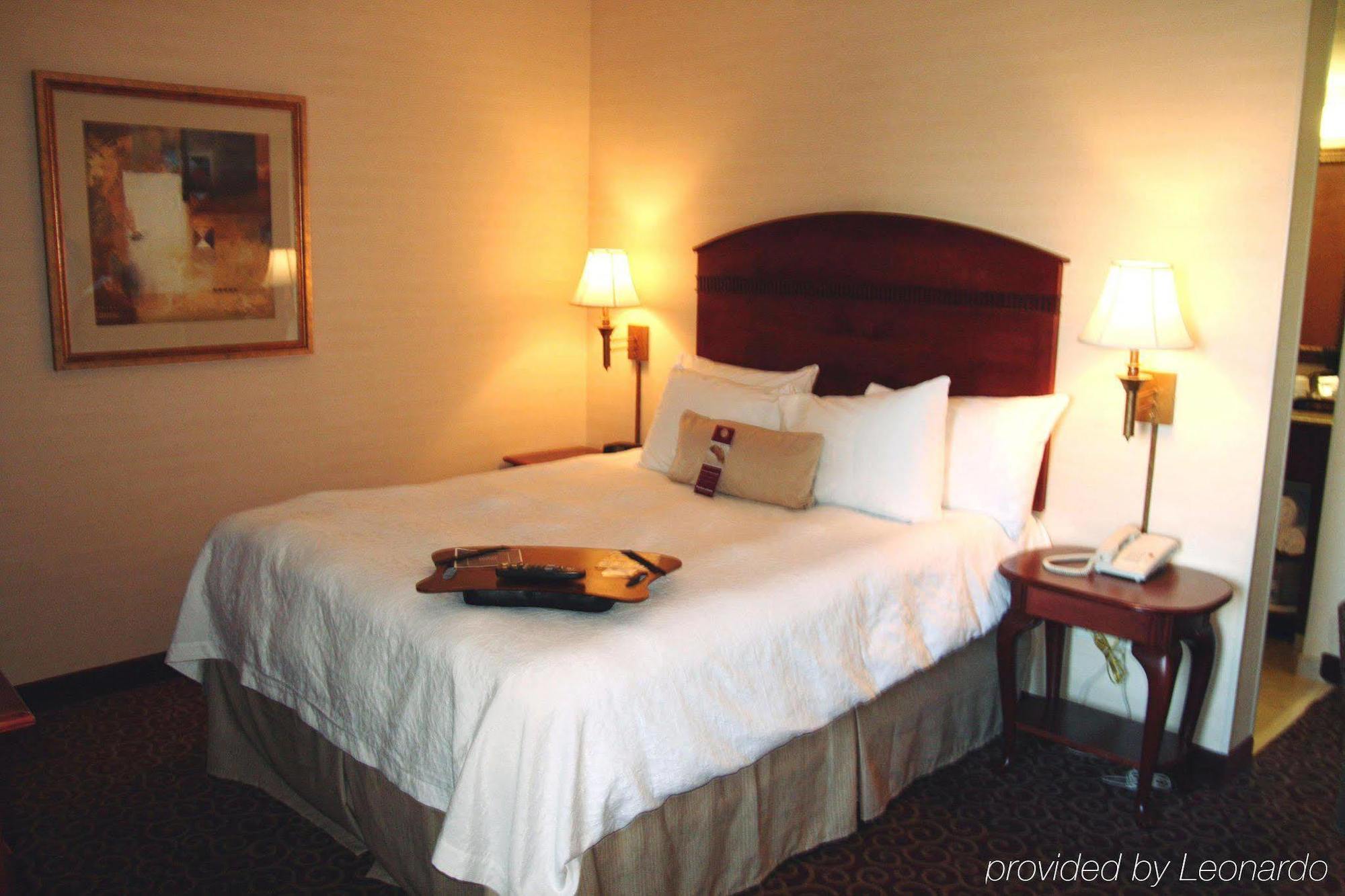 Hampton Inn York Room photo
