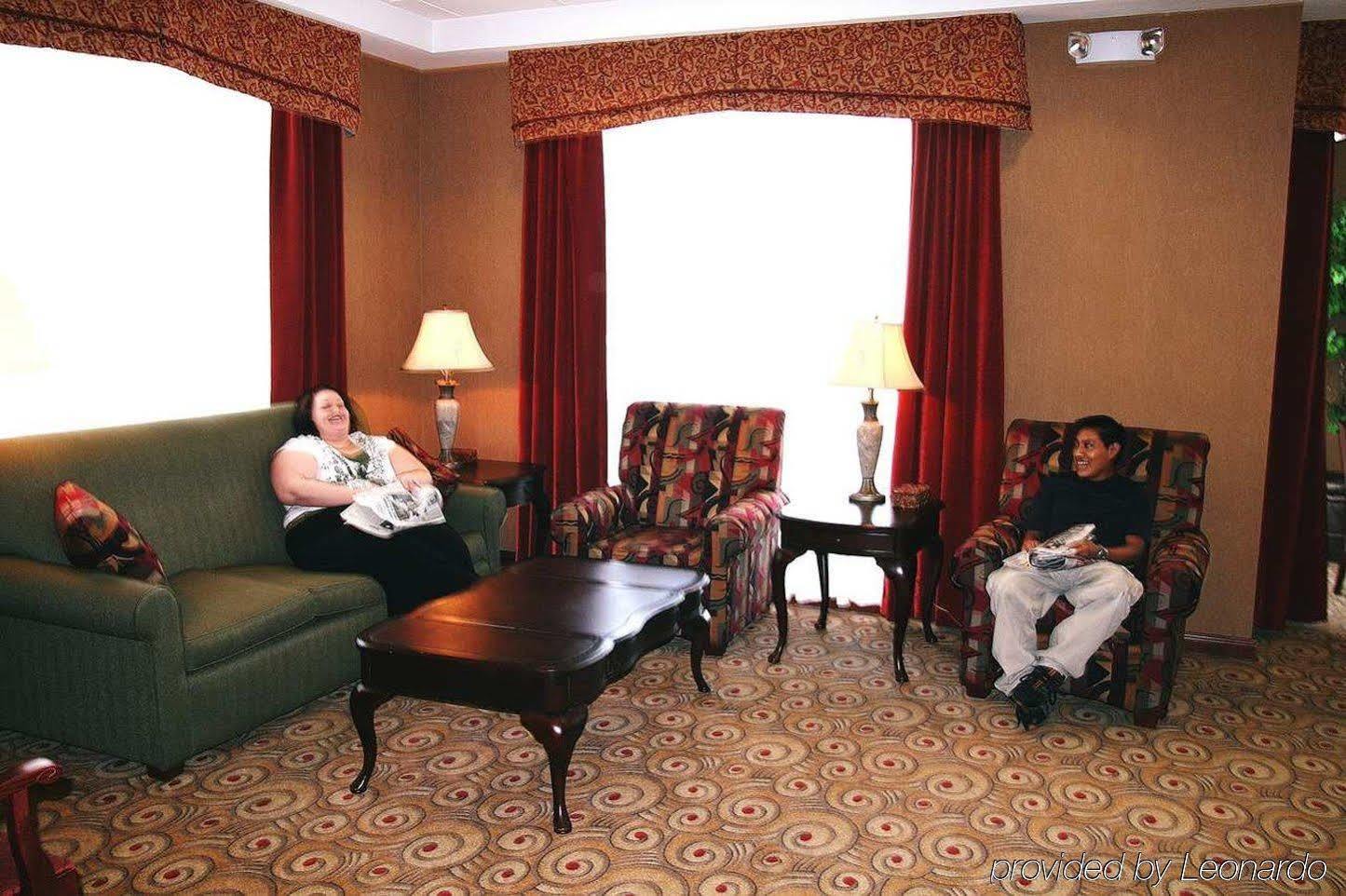Hampton Inn York Interior photo